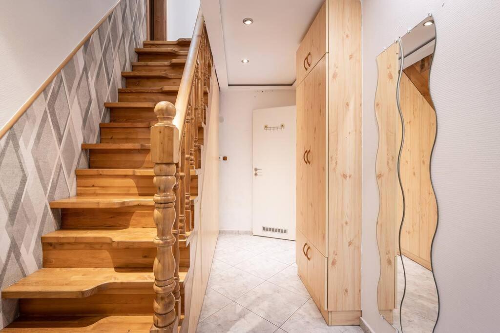 Cozy 3 Bedrooms In 7st Districht Apartmán *